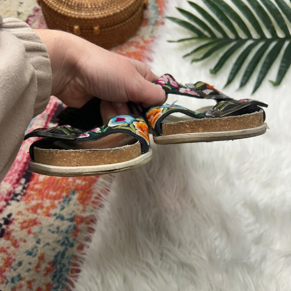 Free People Bali Footbed Sandal 39 / 9 Embroidered Boho Slide Slip On Colorful - Picture 4 of 7